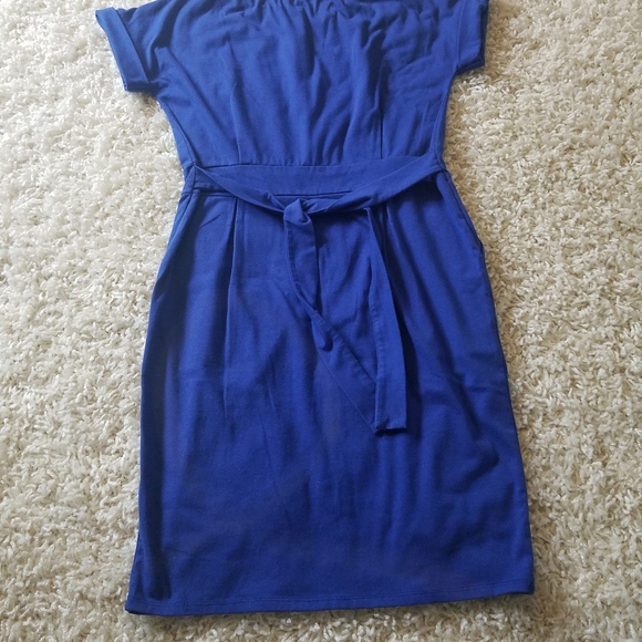 BEAUTIFUL dress 🖤 - Picture 5 of 5